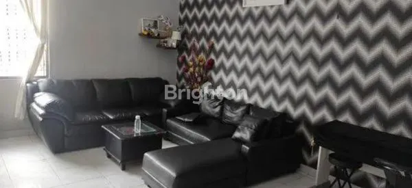 image JUAL RUMAH 2.5 LANTAI SIAP HUNI DI TAMAN PALEM LESTARI JAKARTA BARAT (2)