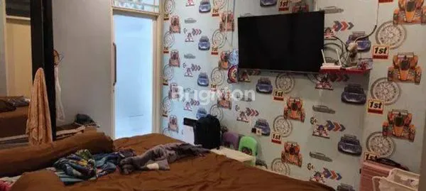 image JUAL RUMAH 2.5 LANTAI SIAP HUNI DI TAMAN PALEM LESTARI JAKARTA BARAT (3)