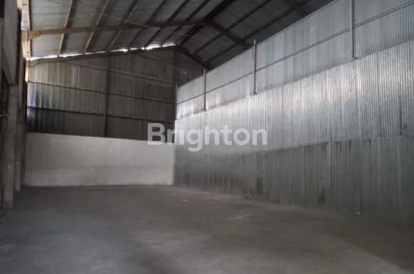 image GUDANG LOKASI STRATEGIS SIAP PAKAI (6)