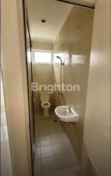 image RUMAH 2 LANTAI DI GADING SERPONG (8)