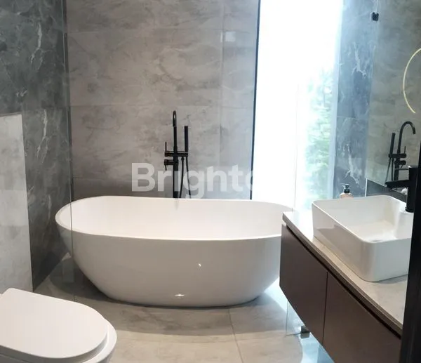 image RUMAH BARU DI JGC (JAKARTA GARDEN CITY)  (6)