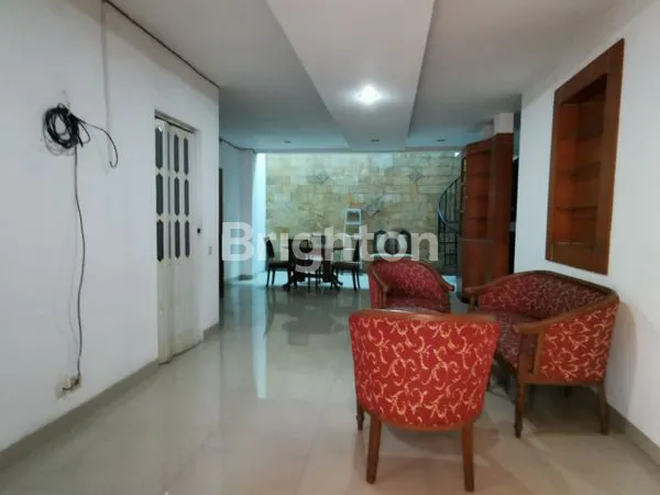 image RUMAH DI TAMAN PATTAYA LIPPO KARAWACI TANGERANG (3)