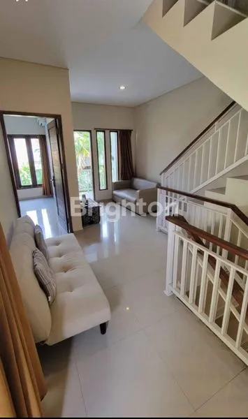 image TOWNHOUSE BERLOKASI STRATEGIS DI DAERAH SANUR DENPASAR (2)