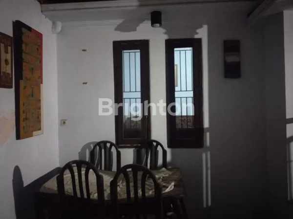 image RUMAH 2 LANTAI MEGAH & BAGUS (6)