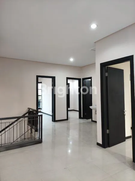 image RUMAH SECOND FULL RENOV (5)