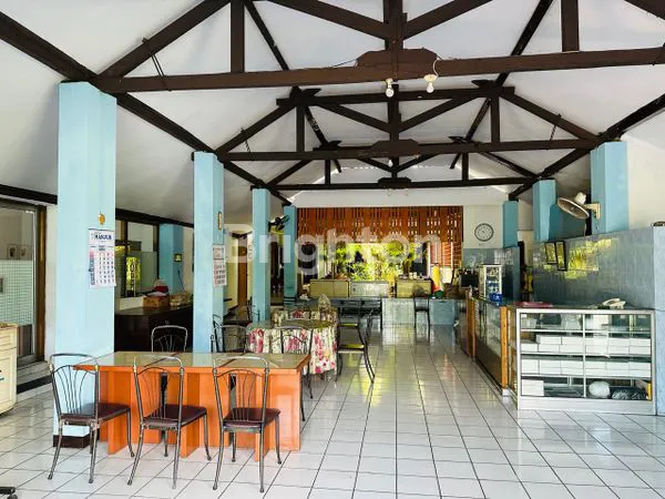 image BANGUNAN STRATEGIS DEKAT SEKOLAH  (1)