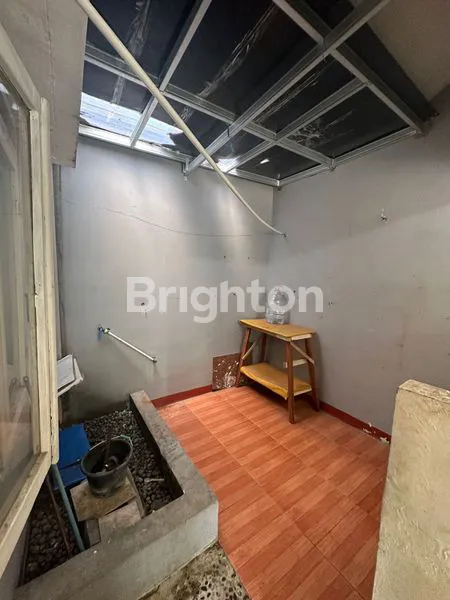image RUMAH DI SEWAKAN DI KOTA BARU PARAHYANGAN PADALARANG BADUNG BARAT. (4)