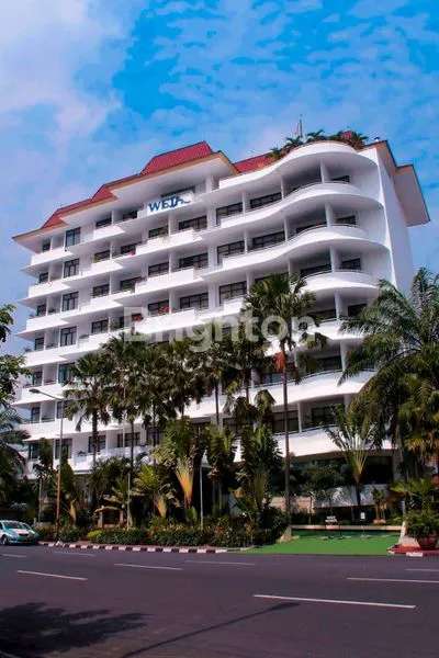 image HOTEL BINTANG 3 WETA, JALAN GENTENG KALI SURABAYA (1)