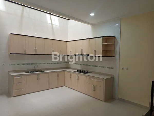 image RUMAH APIK DI GADING SERPONG (2)