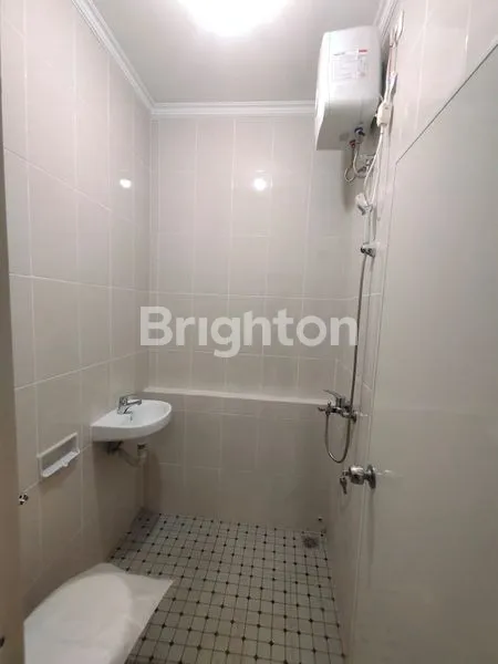 image RUMAH APIK DI GADING SERPONG (5)