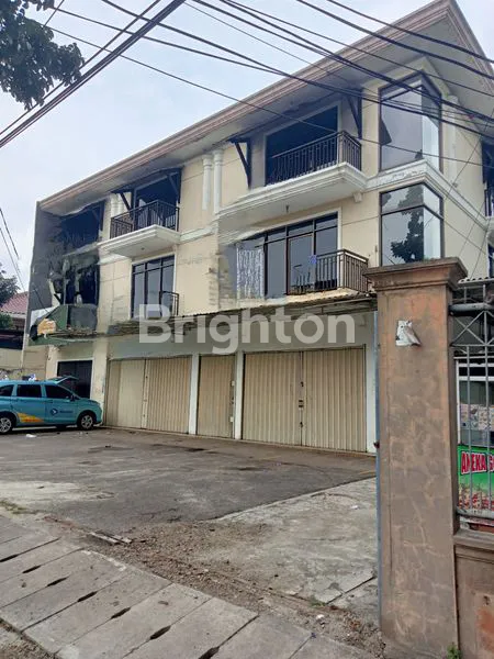 RUKO DI JALAN UTAMA PESANGGRAHAN