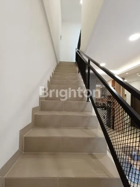 image RUMAH BARU 2 LANTAI SIAP HUNI STRATEGIS DAERAH CENGKARENG JAKARTA BARAT (7)