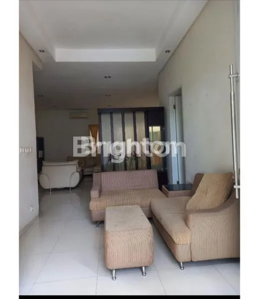 image RUMAH LIPPO KARAWACI 2 LANTAI SEMI FURNISH CLUSTER DIPONOGORO  SIAP.HUNI (2)