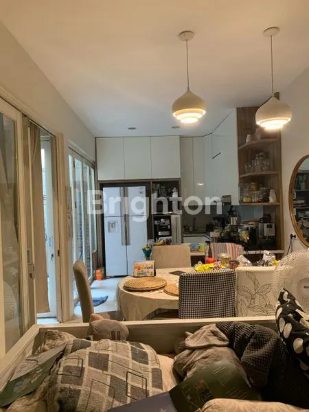 image DIJUAL RUMAH CANTIK THE SAVIA BSD CITY - TANGERANG BANTEN (6)