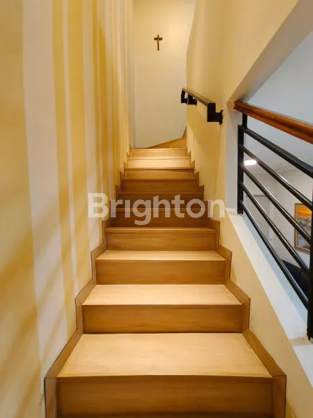 image MURAH RUMAH DI SPRING CANARY SUMMARECON GADING SERPONG (7)