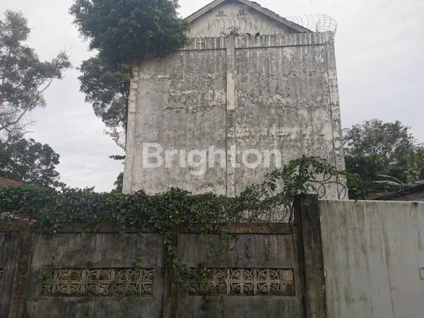 image GEDUNG 4 LANTAI EX SARANG BURUNG WALET  + LAHAN KOSONG DI AREA PUPUK RAYA BALIKPAPAN (2)