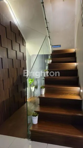 image JUAL RUMAH MINIMALIS SIAP HUNI LOKASI STRATEGIS CIATEUL BANDUNG (5)