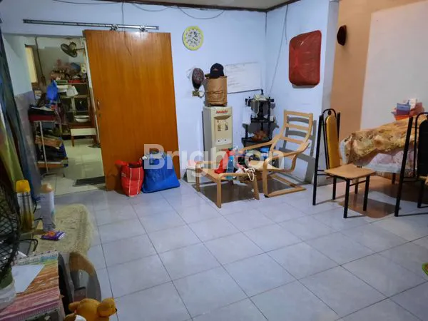 image RUMAH LATUMETEN GROGOL JAKARTA BARAT (8)