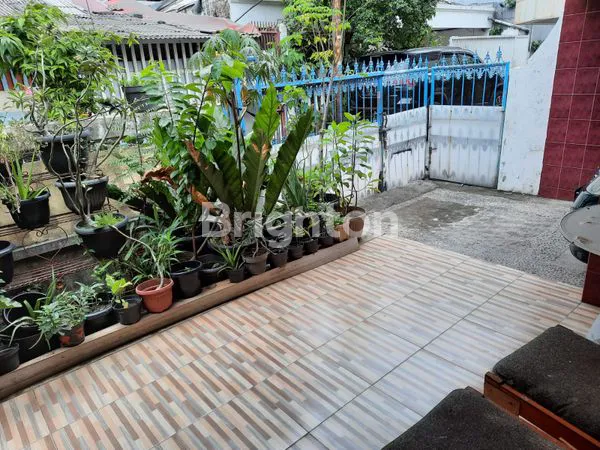 image RUMAH LATUMETEN GROGOL JAKARTA BARAT (4)
