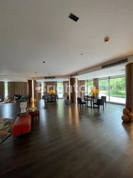 image APARTEMEN MEWAH LENGKAP FASILITAS SEMI FURNISHED JUAL RUGI DI ARANDRA APARTEMENT JAKARTA PUSAT (7)