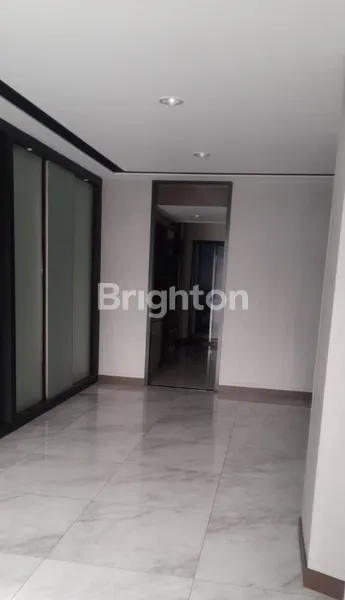 image RUKO STRATEGIS FASILITAS LIFT MAMPANG PRAPATAN JAKARTA SELATAN (5)