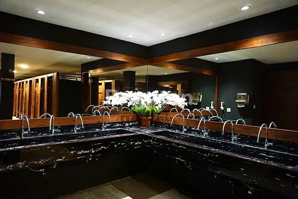 image JUAL BANGUNAN HOTEL, RESTORAN SEMINYAK KUTA BALI (7)