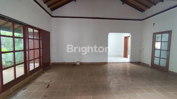 image LAHAN BONUS RUMAH VINTAGE DI KUTA  (4)