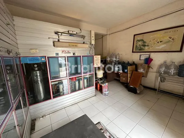 image RUKO JALAN RAYA WONOREJO PERMAI (3)