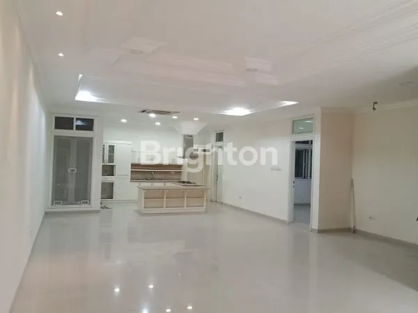 image DIJUAL RUMAH DI JANUR ELOK , KELAPA GADING , JAKARTA UTARA (4)