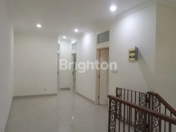 image DIJUAL RUMAH DI JANUR ELOK , KELAPA GADING , JAKARTA UTARA (8)