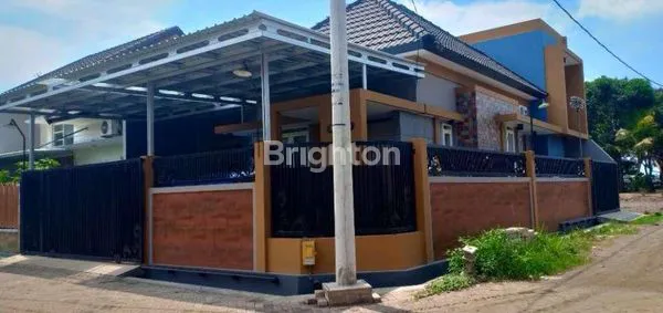 image MURAH NEGO SMPE DEAL!! RUMAH HOOK BAGUS KOKOH 1.5 LT LOKASI DEKAT SUHAT KOTA MALANG (1)