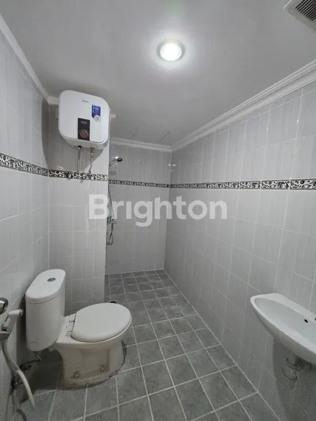 image 2 BR FULL FURNISH PUNCAK DHARMAHUSADA LANTAI 5 RENDAH DEKAT GALAXY MALL (7)