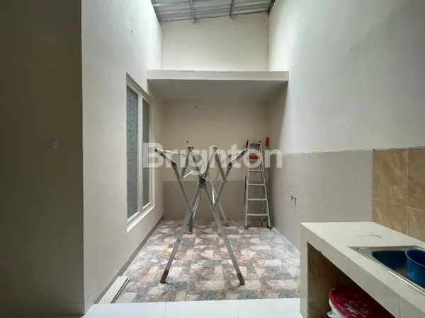 image RUMAH MINIMALIS 1 LANTAI SIAP HUNI DI SUKOLILO DEKAT PAKUWON CITY DAN GALAXY MALL (5)