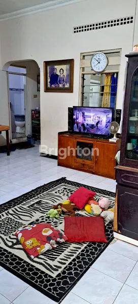 image RUMAH DI MOJOSONGO, SURAKARTA (4)