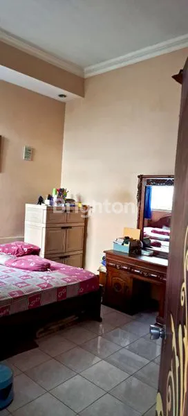 image RUMAH DI MOJOSONGO, SURAKARTA (5)