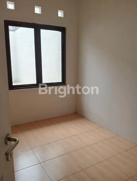 image RUMAH DEKET TOL SIDOARJO (4)