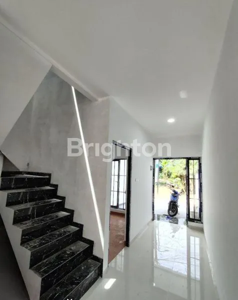 image RUMAH BARU TINGGAL LANGSUNG BAWA KOPER , MERUYA (2)