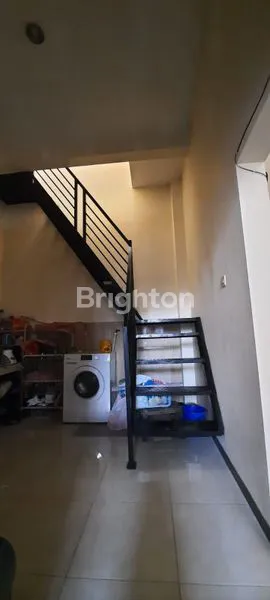 image RUMAH 2 LANTAI SIAP HUNI DI TULUNGAGUNG (2)