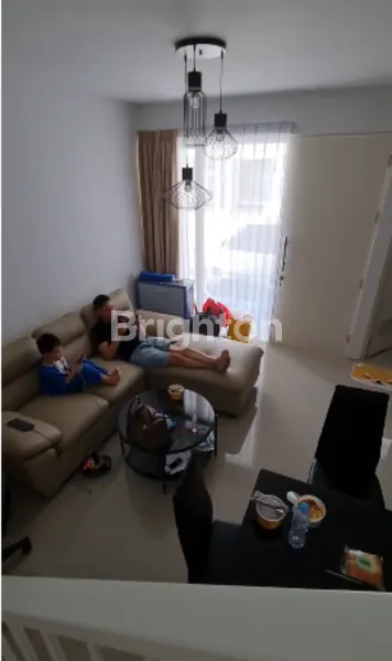 image  RUMAH ROYAL RESIDENCE DEKAT UNESA LIDAH, DEKAT PAKUWON MALL, DEKAT MCD (2)