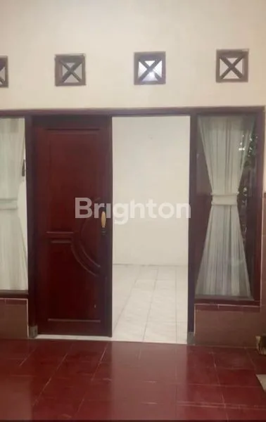 image CEPAT MURAH RUMAH HOOK 2 LANTAI SIAP HUNI (2)