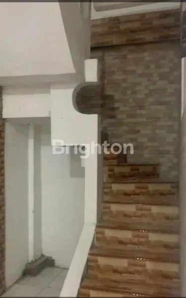 image CEPAT MURAH RUMAH HOOK 2 LANTAI SIAP HUNI (6)