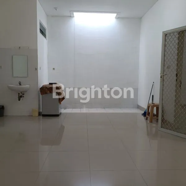 image DIJUAL RUMAH DI JANUR ELOK , KELAPA GADING , JAKARTA UTARA (8)