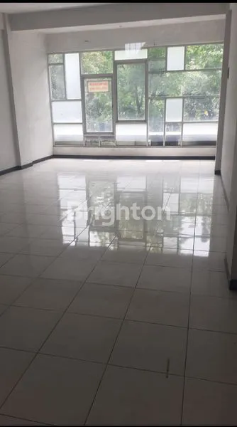 image RUKO 4 LANTAI 0 JALAN RAYA MERR (2)