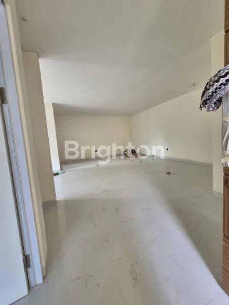 image RUMAH MEWAH HOOK DI EMINENT PRESTIGIA BSD CITY BARU SELESAI DIBANGUN SIAP HUNI DAN FREE KITCHEN SET (7)