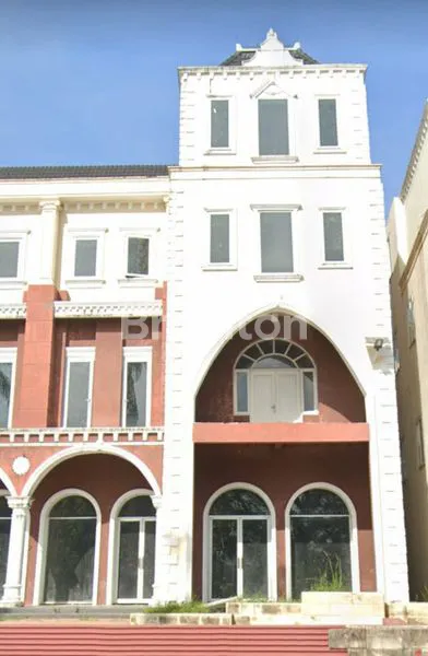 image SAATNYA MILIKI RUKO GANDENG DI PERUMAHAN ELIT ROYAL SUMATERA MEDAN (1)