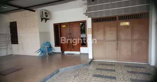 image RUMAH SIAP HUNI LOKASI TERBAIK RUNGKUT  (1)