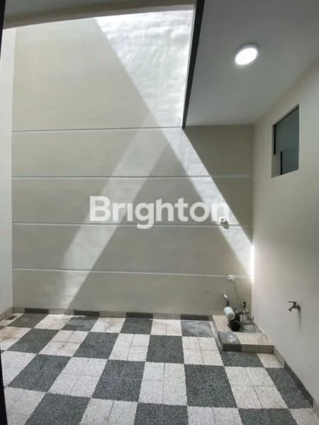 image BARUK UTARA HOOK 2 LANTAI BARU GRESS (3)