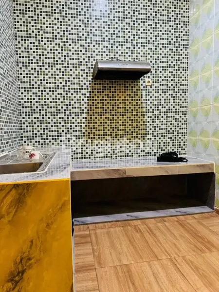 image RUMAH MINIMALIS KETINTANG RESIDENCE SIAP HUNI DEKAT RAYA A YANI  (8)