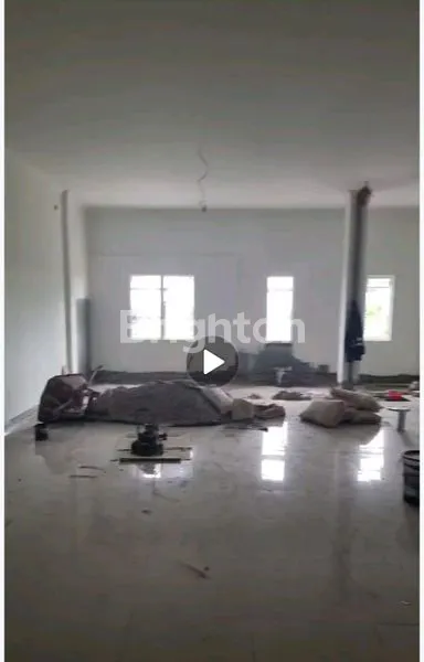 image RUKO BARU 3 LANTAI DEPAN JALAN POROS SEPINGGAN BALIKPAPAN (3)