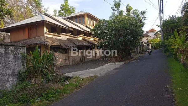 GEDUNG EKS SPA LOKASI STRATEGIS DI BENOA JL BY PASS NGURAH RAI MUMBUL